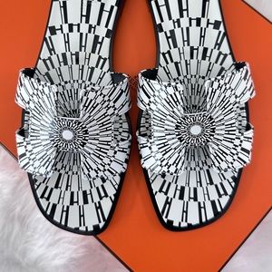 Hermes Oran Sandals